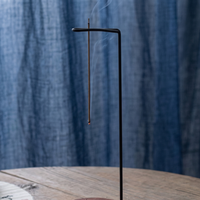 vertical incense burner