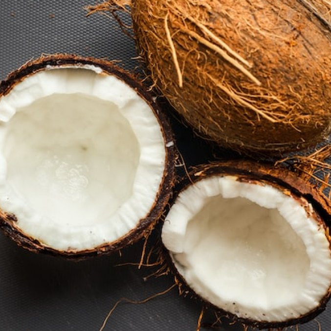 Coconut oil from fresh nut, virgin, unrefined, organic