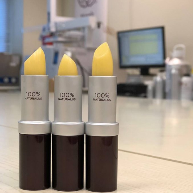 100% natural Colorless Lipstick, vegan
