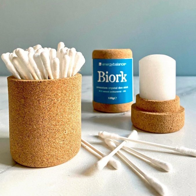 Alum deodorant cork package, for storing hygiene products