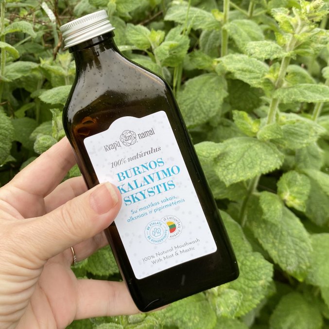 100% Natural Mouthwash Mint & Mastic