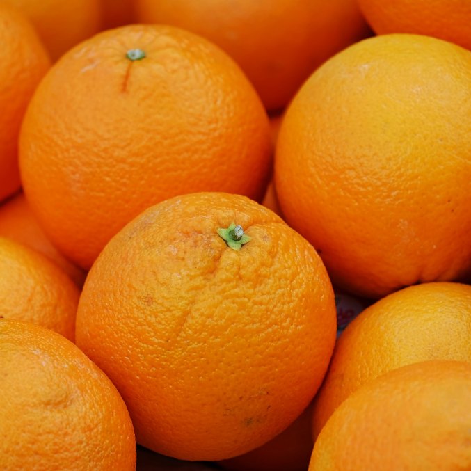 Apelsinai - viena iš eterinių aliejų mišinio „Sapnų gaudyklė“ sudėtinių dalių